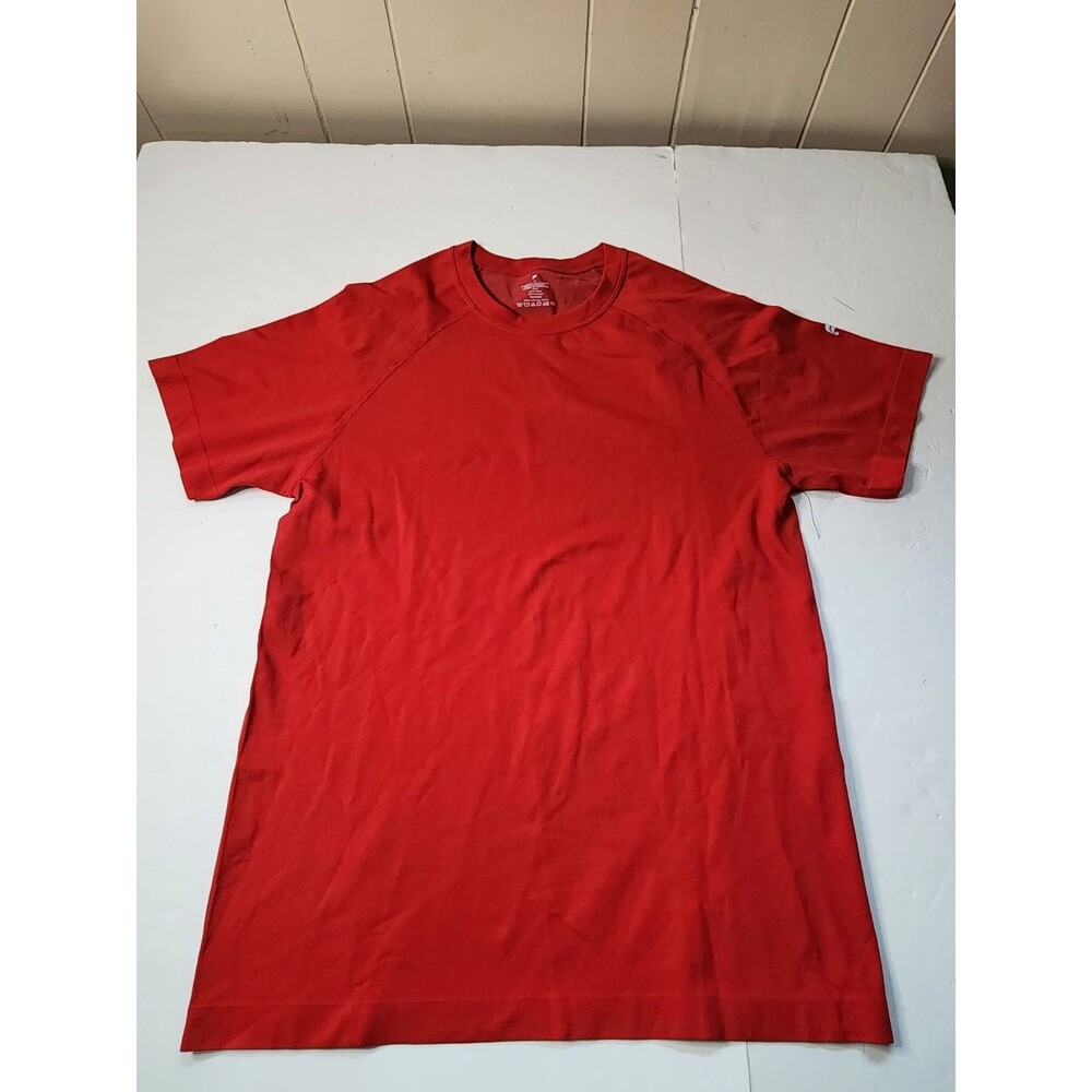 Fabletics The Training Day T-Shirt Mens Medium Red Nylon Workout Sweat Wicking
